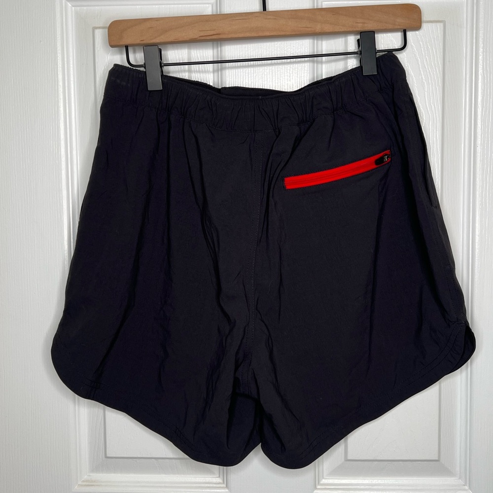 Topo designs River shorts black size medium - Picture 3 of 3